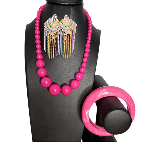 Betsey Johnson Pink Beaded Earrings and Jewelry Set - Picture 1 of 5